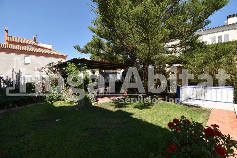 Foto 11b154b3-5e60-4893-823c-d445847fa9eb. Xalet amb calefacció aparcament piscina a Playa Burriana