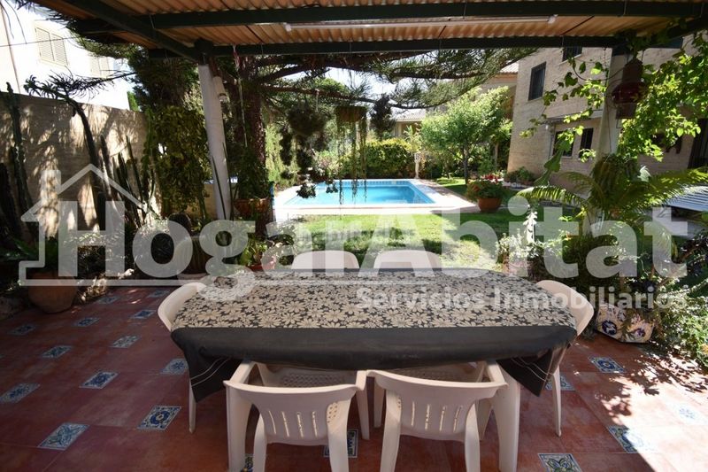 Foto 4940b5f0-2448-4149-a06c-dc72b9ac1583. Xalet amb calefacció aparcament piscina a Playa Burriana