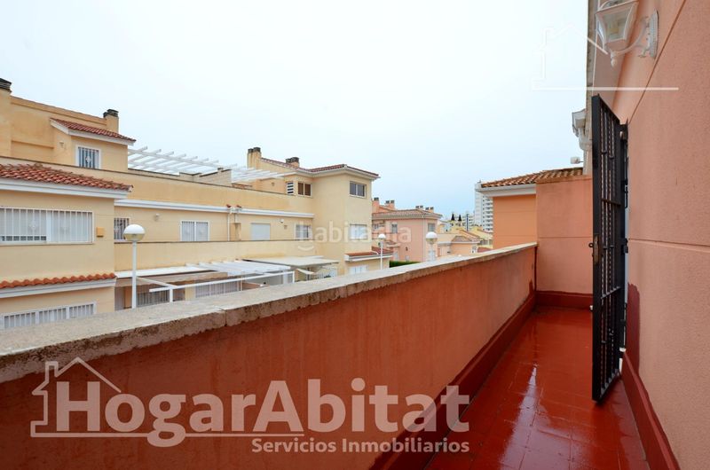 Foto aa4d8456-3841-473b-b3fd-ee71f2a4966b. Casa adossada amb aparcament a Racó Cullera