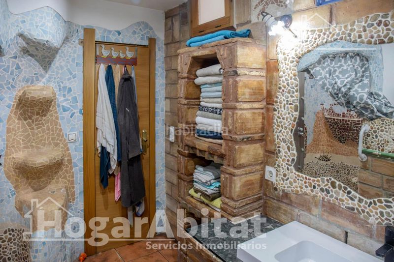 Foto 74ef131f-a9c1-4667-8e21-9ac1bc8290bc. Casa amb calefacció a El Mercado Manises