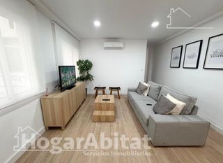 Pis  Calle joaquin rodrigo. Oportunidad de inversión! reformado con ascensor cerca del ayunt