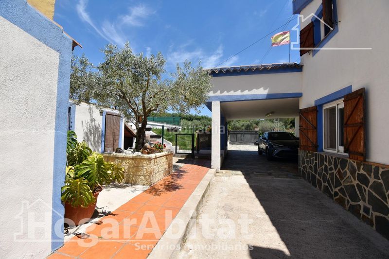 Foto f1905353-e4b1-4ed5-8c17-2ff42b270711. Xalet amb calefacció aparcament piscina a Borriol
