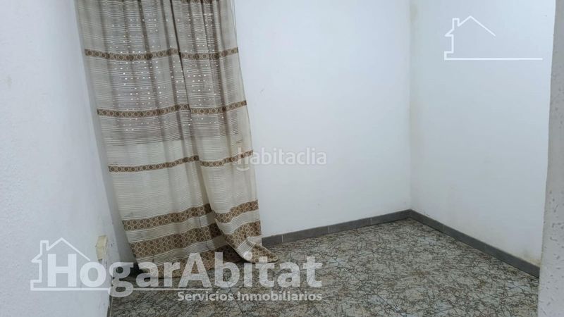 Foto b0956040-4885-418e-b509-62e7940fc1e8. Planta baixa amb calefacció a El Carmen Manises