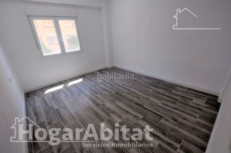 Foto 299d94e6-e8fa-41fe-8969-746ba9b27d17. Pis a Nou Moles Valencia