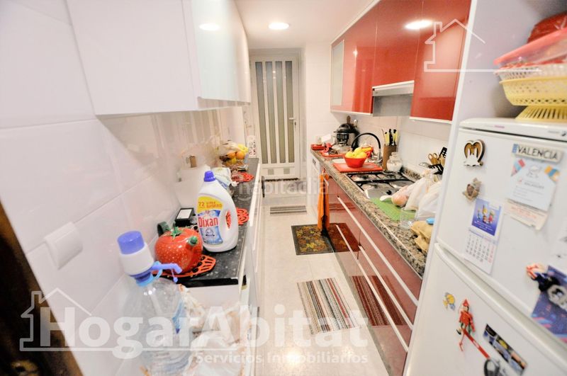 Foto c180dea7-f582-44e4-9cd3-744448240b2b. Pis a El Botànic Valencia