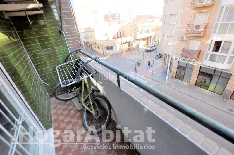 Foto 691363c5-c0f4-4b85-96b3-578384dec510. Pis a Centro Ciudad Manises