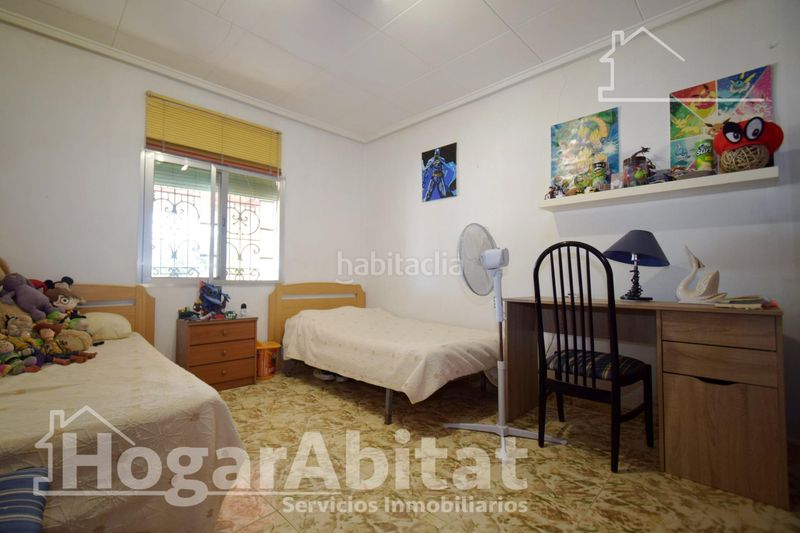 Foto 98c706b1-45d3-4e4f-861c-9d38ecaa6b88. Chalet  rústico con piscina, garaje y terraza en Vilamarxant