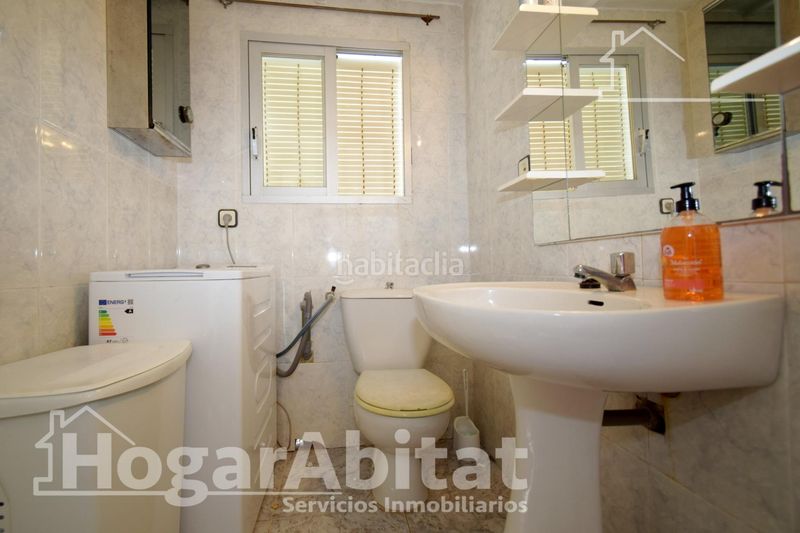 Foto efc713d2-0a17-4b18-a91f-04fcb5fc3567. Chalet  rústico con piscina, garaje y terraza en Vilamarxant