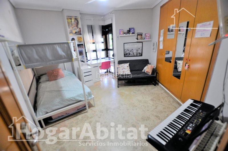 Foto b17ca810-4a13-488f-b0bd-cf6f5adcc53b. Pis amb calefacció a Barrio de Patraix Valencia