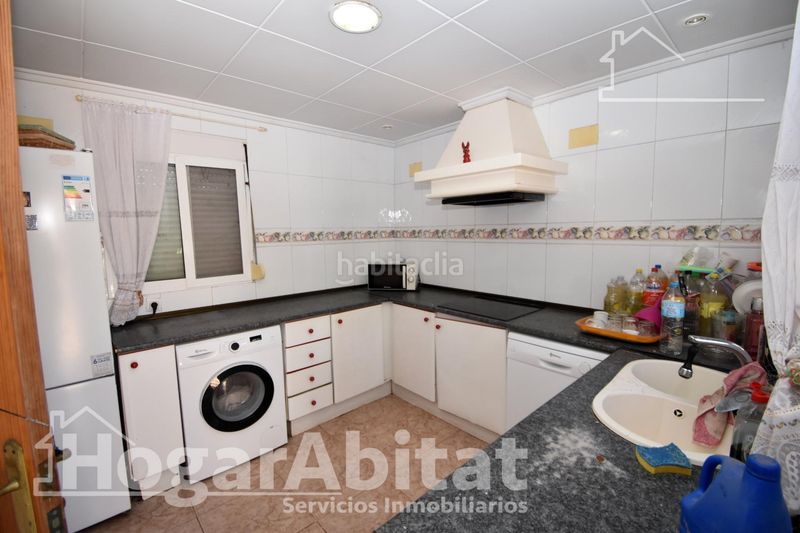 Foto 671595f2-b67f-423f-a7b7-369fb437dbf6. Xalet amb aparcament piscina a Sueca Sueca