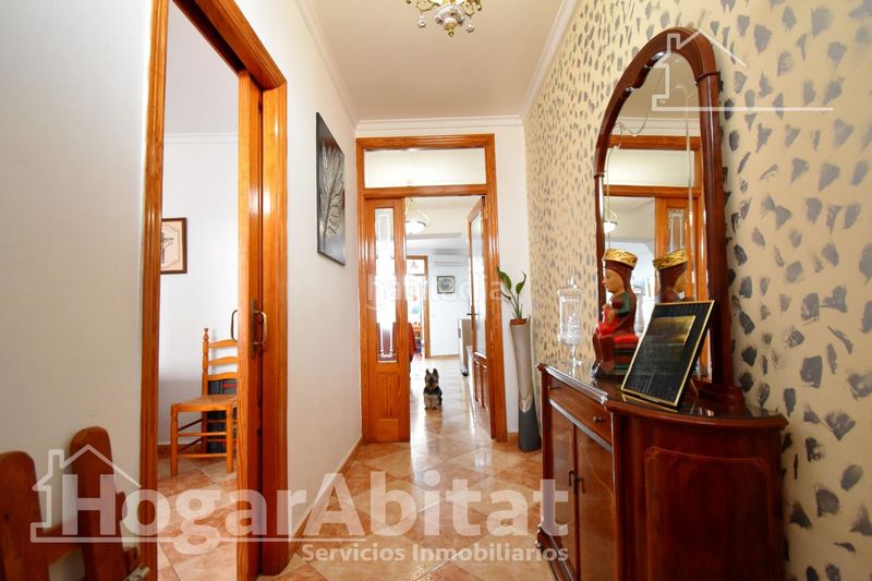 Foto 7583f845-58ca-41d8-9096-32b993376d8b. Casa amb calefacció a Oliva pueblo Oliva