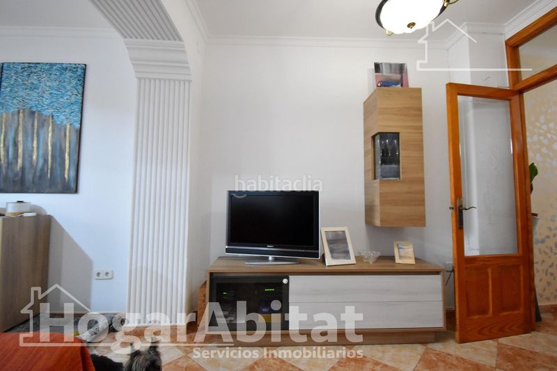 Foto f9dde44d-63ce-420e-a756-9b655fa3f01f. Casa amb calefacció a Oliva pueblo Oliva