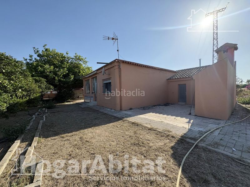 Foto 8407a564-51a8-45eb-9d5d-2217620f7fcb. Xalet amb aparcament a El Marenyet Cullera