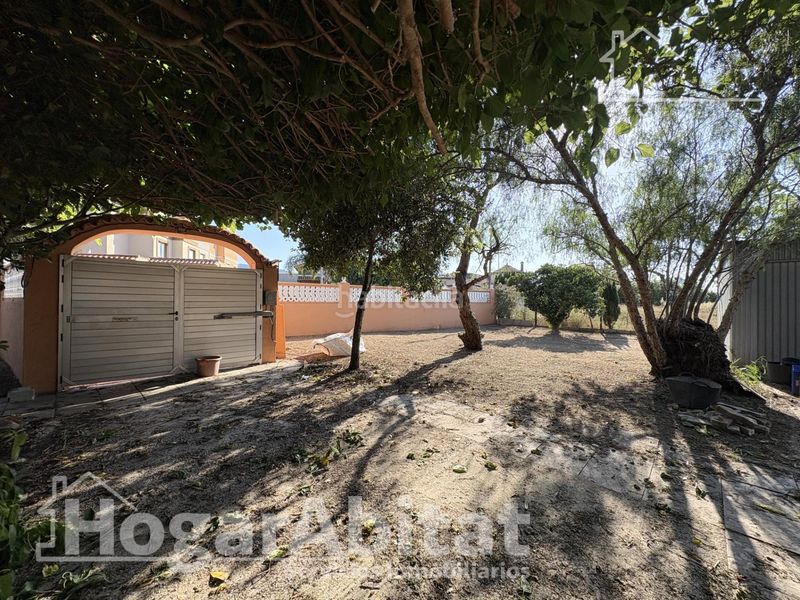 Foto 45bda6dd-d7d9-4017-b84d-d1730ea82185. Xalet amb aparcament a El Marenyet Cullera