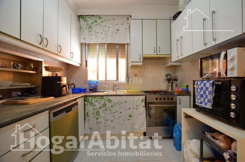 Foto f7abad89-7f41-49a8-9a7c-9423e915e019. Xalet amb aparcament a El Marenyet Cullera