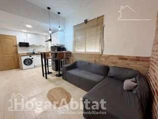 Pis  Calle colonia francisco monzo. Exterior y acogedor junto al metro