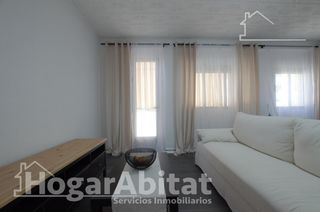 Piso  Calle padre antonio berenguer. Luminoso y reformado con balcón, cerca del centro