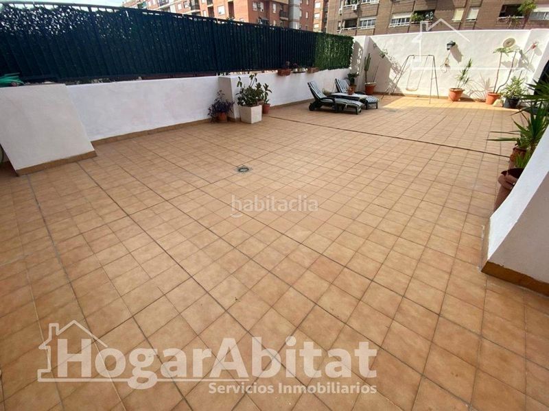 Foto df69c1e7-8c98-4384-a588-86bdca3bbcc4. Pis amb calefacció aparcament a Malilla Valencia