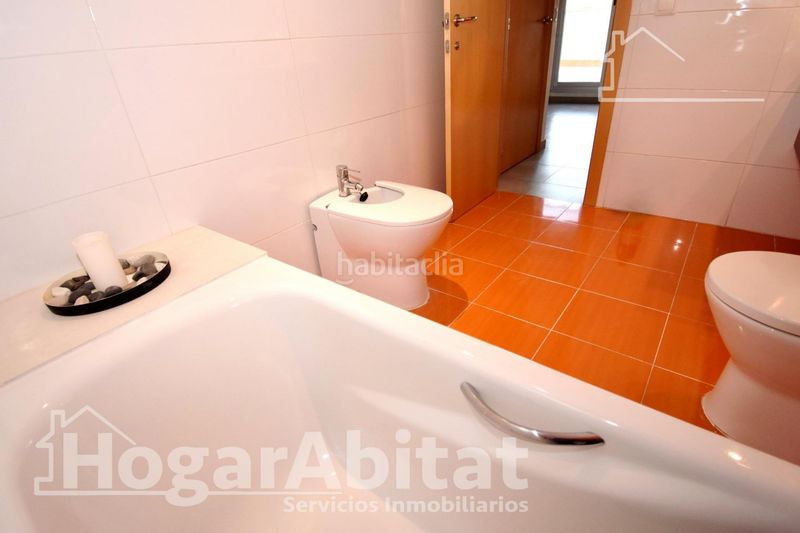Foto e690b339-b8f6-4f22-a7e5-e0fb0a9f3038. Pis amb calefacció aparcament a Massanassa