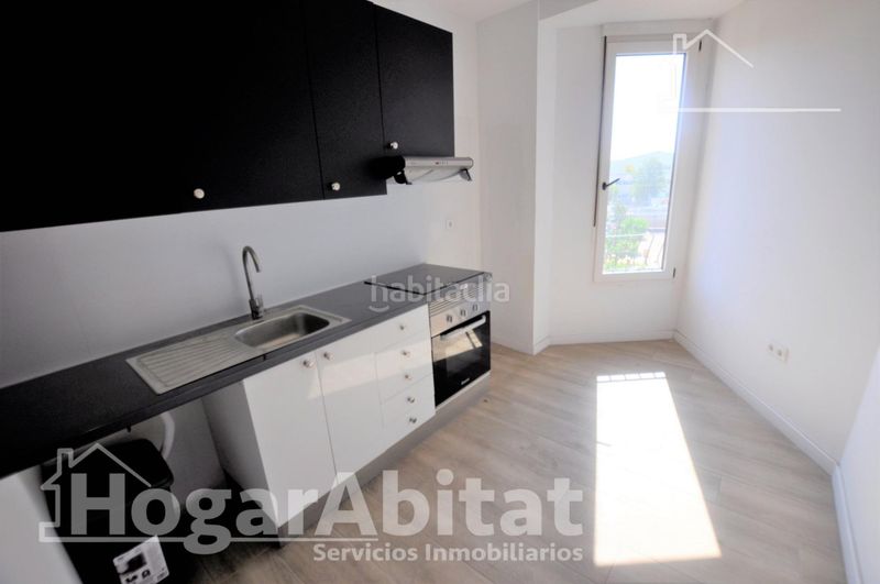 Foto 5506df41-f751-4dfa-9787-31fa4c756302. Pis a Massanassa