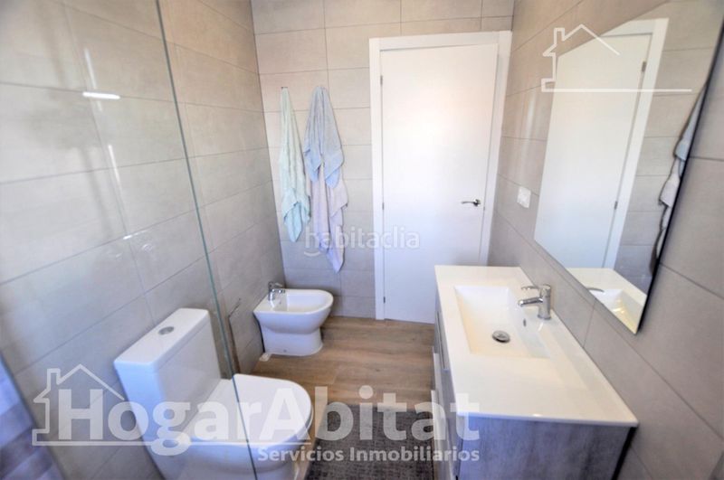 Foto 6861715e-fe8d-4777-8328-d74fc596d8a8. Pis a Massanassa