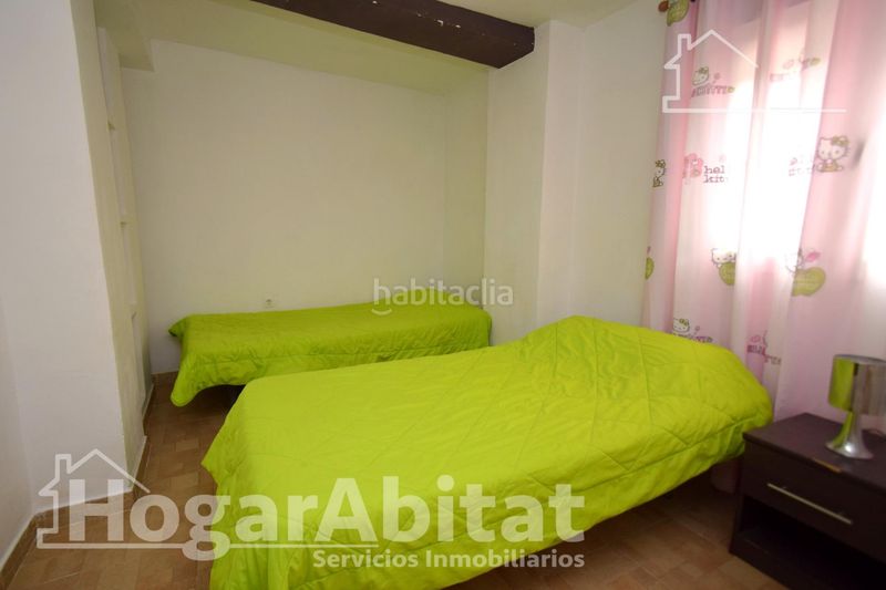 Foto 3ecefda9-e958-41c4-9035-ade2cd359c9f. Xalet amb calefacció aparcament piscina a Urbanizaciones Llíria
