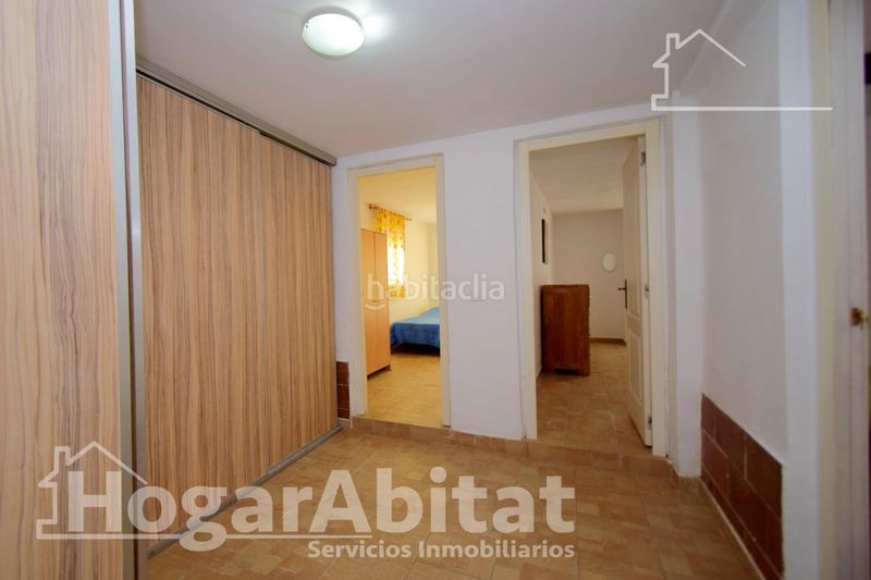 Foto c12955b0-394f-4e9f-86d9-8983b3998212. Xalet amb calefacció aparcament piscina a Urbanizaciones Llíria