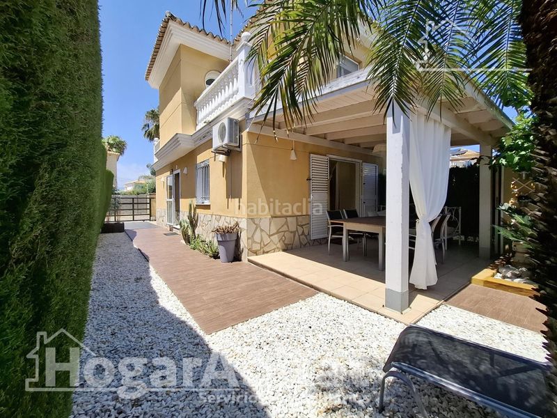 Foto 23ed8689-4692-4ff3-9d2b-764120b67122. Casa adossada amb calefacció aparcament piscina a Oliva