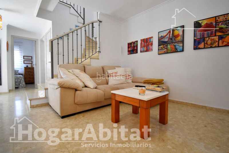 Foto a1438042-dab2-4a7a-848e-2b8ef69c8748. Casa adossada amb calefacció aparcament piscina a Oliva