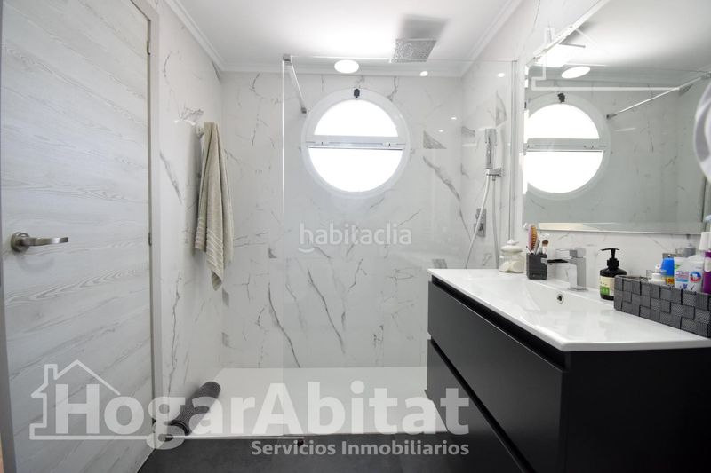 Foto b3a736f6-1811-43fb-86ff-1c98719ad116. Casa adossada amb calefacció aparcament piscina a Oliva