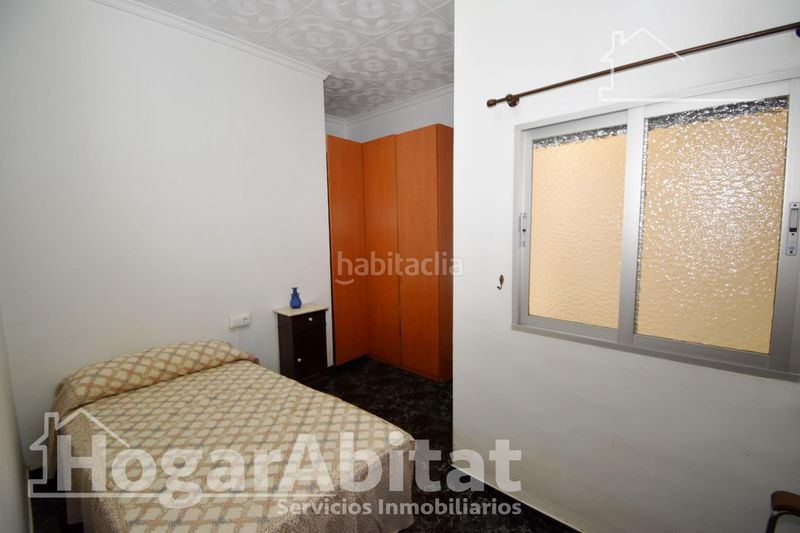 Foto d8944a7c-deec-4292-a67b-67ccb8a3e306. Casa a Algemesí