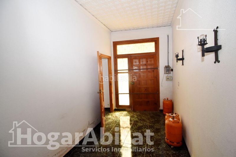 Foto e3bc6471-afb6-4976-a54e-533cccf99488. Casa a Algemesí