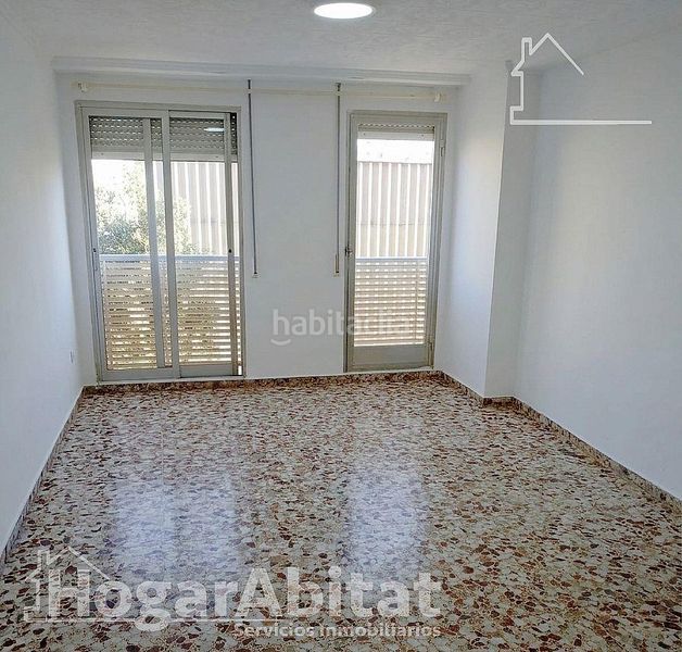 Foto c5c14f42-c4b7-40aa-8963-fb751c8674b4. Pis a Almenara