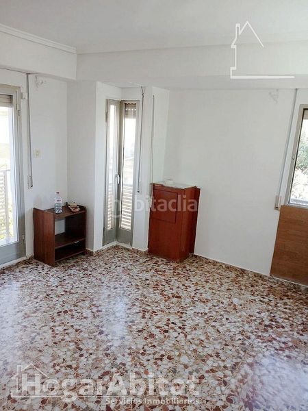 Foto f108e124-4bb8-46ba-9572-95f903d49951. Pis a Almenara