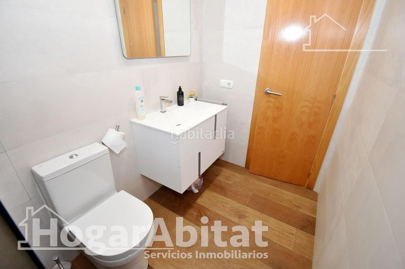 Foto cc0f38df-4cde-421e-a85e-2c2b79de4d42. Àtic amb calefacció aparcament a Llombai Burriana