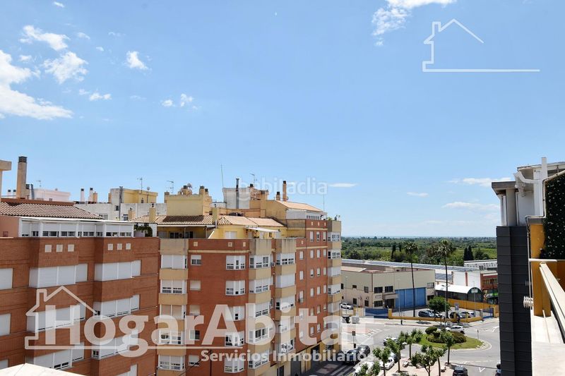 Foto dc192c05-9416-42d0-968d-39489bb7cf4b. Àtic amb calefacció aparcament a Llombai Burriana