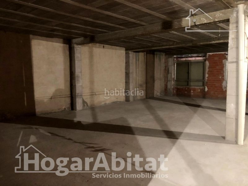 Foto 8cff1d1e-6694-4ead-bffc-8d06f0d18c8f. Edifici a Llombai Burriana