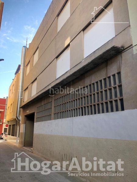 Foto 9d7d6b5a-9259-4445-b202-e6c8715c9bfc. Edifici a Llombai Burriana