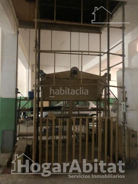 Foto a3e68984-44ac-4c26-908e-317af7d1fb79. Edifici a Llombai Burriana