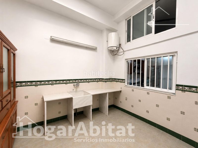 Foto ba3a5c7b-542e-43b6-8b66-8e889c090aa5. Pis amb calefacció aparcament a Benicull De Xúquer