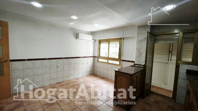 Foto f98e12f6-a961-4c16-9795-c2374e43a7a0. Pis amb calefacció a Ciutat Jardí Valencia