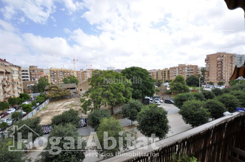 Foto 333045dd-06db-4192-ae24-851ba8211805. Pis a Tormos Valencia