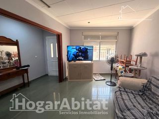 Etagenwohnung  Calle ramon roig. Amplia con garaje, trastero y terraza