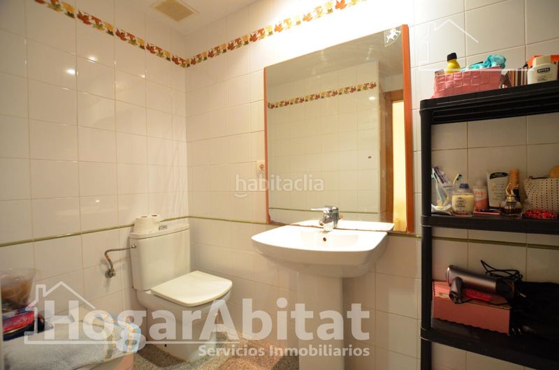 Foto edee2719-9a66-4b19-9305-db42e8492536. Pis amb aparcament a Barx