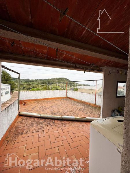Foto 1f8834b4-4590-4b85-8dc5-3860902954cd. Casa amb aparcament a Xert
