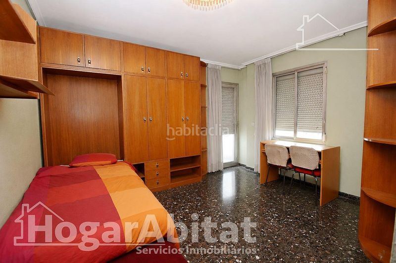 Foto 602c0f41-b642-4fa4-b3ee-5718ce96b67f. Pis amb calefacció aparcament a Russafa Valencia