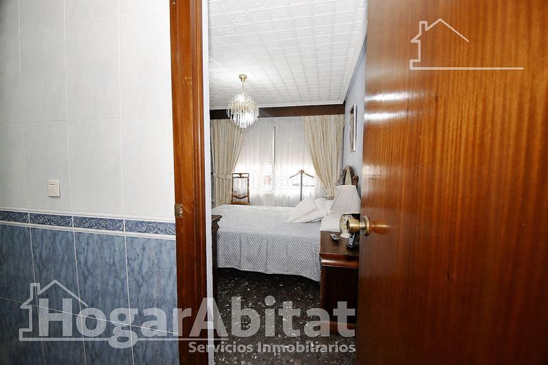 Foto bc23f98d-f443-465a-962b-becbdffe01c6. Pis amb calefacció aparcament a Russafa Valencia