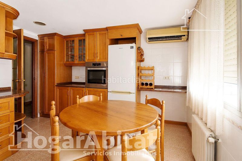 Foto ec51722a-53e0-4f23-85e0-626599740444. Pis amb calefacció aparcament a Russafa Valencia