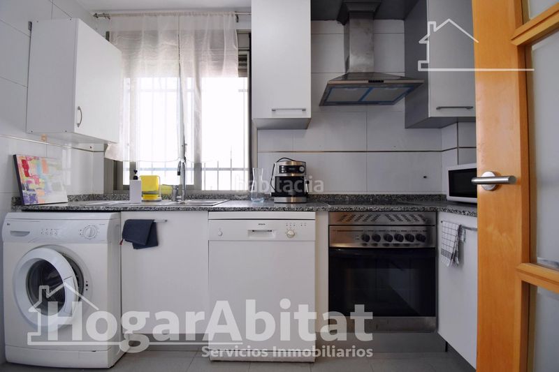 Foto fa85a3df-0dfb-4b08-8cb5-a58970a1a282. Pis amb calefacció aparcament piscina a Oliva nova Oliva
