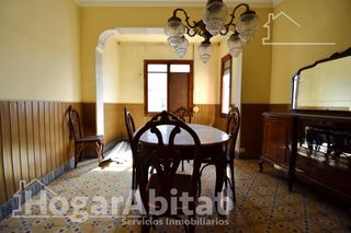 Casa  Avenida alacant. En pleno centro! casa espaciosa para reformar con gran garaje y